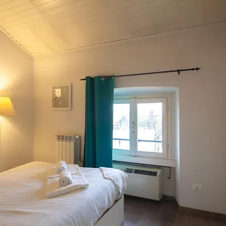 Milanese Flat - Via Vigevano Milan